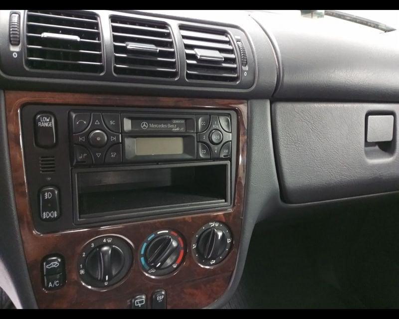 Mercedes-Benz Classe M ML 270 turbodiesel cat CDI