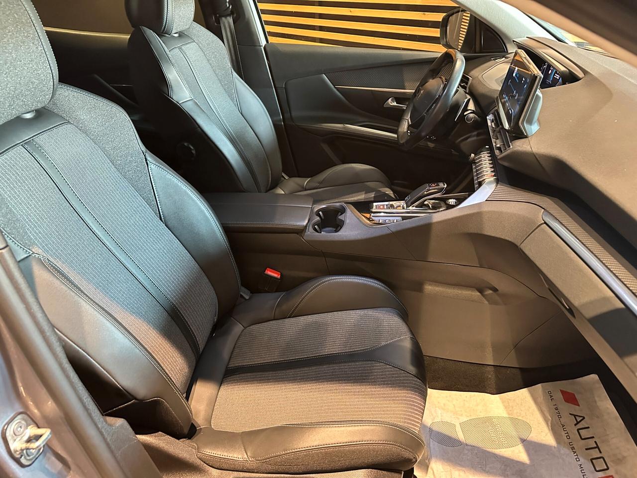 Peugeot 3008 BlueHDi 130 S&S EAT8 Allure Pack