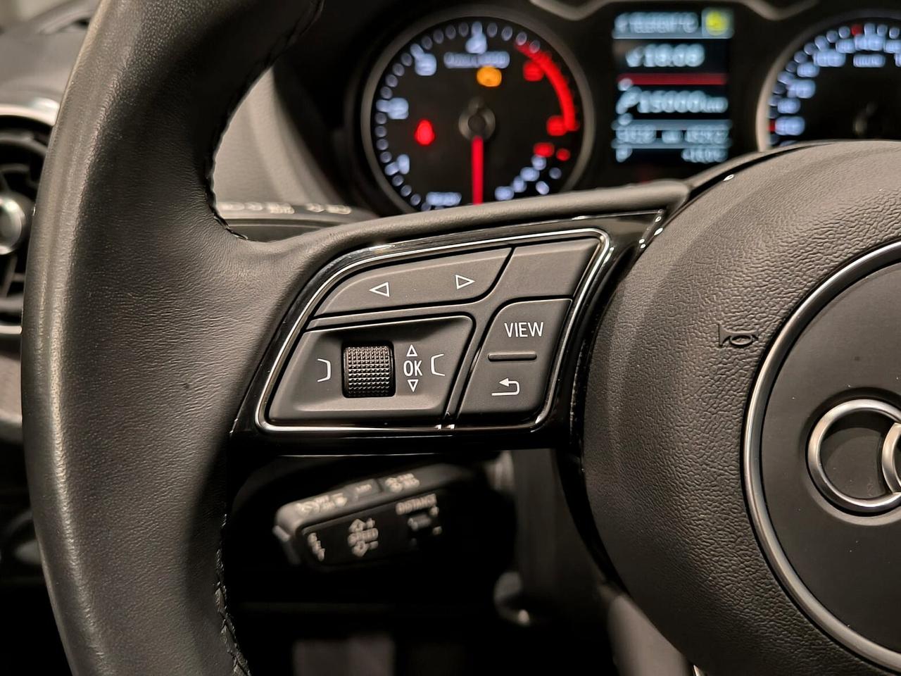 Audi Q2 30 TDI S tronic Business