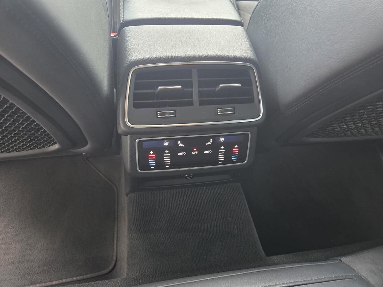 AUDI A6 AVANT 35TDI HYBRID BIANCO PERLA