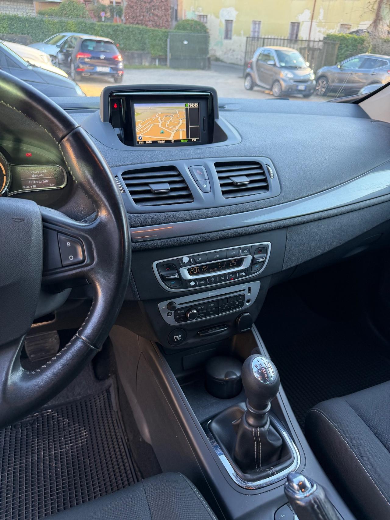 Renault MEGANE dCi 110CV LIMITED KMCERT GARANZ UNICOPR