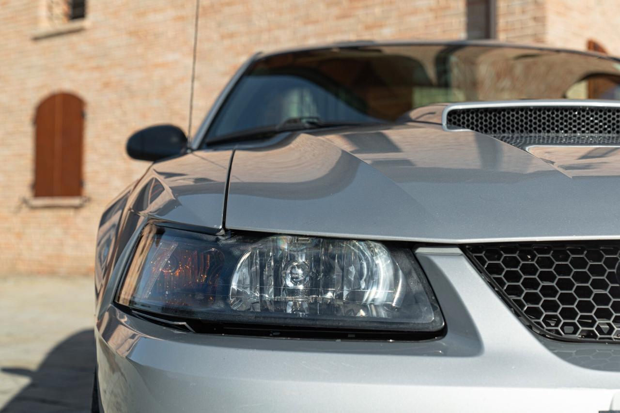 2002 FORD MUSTANG GT V8 SRS RDS01942