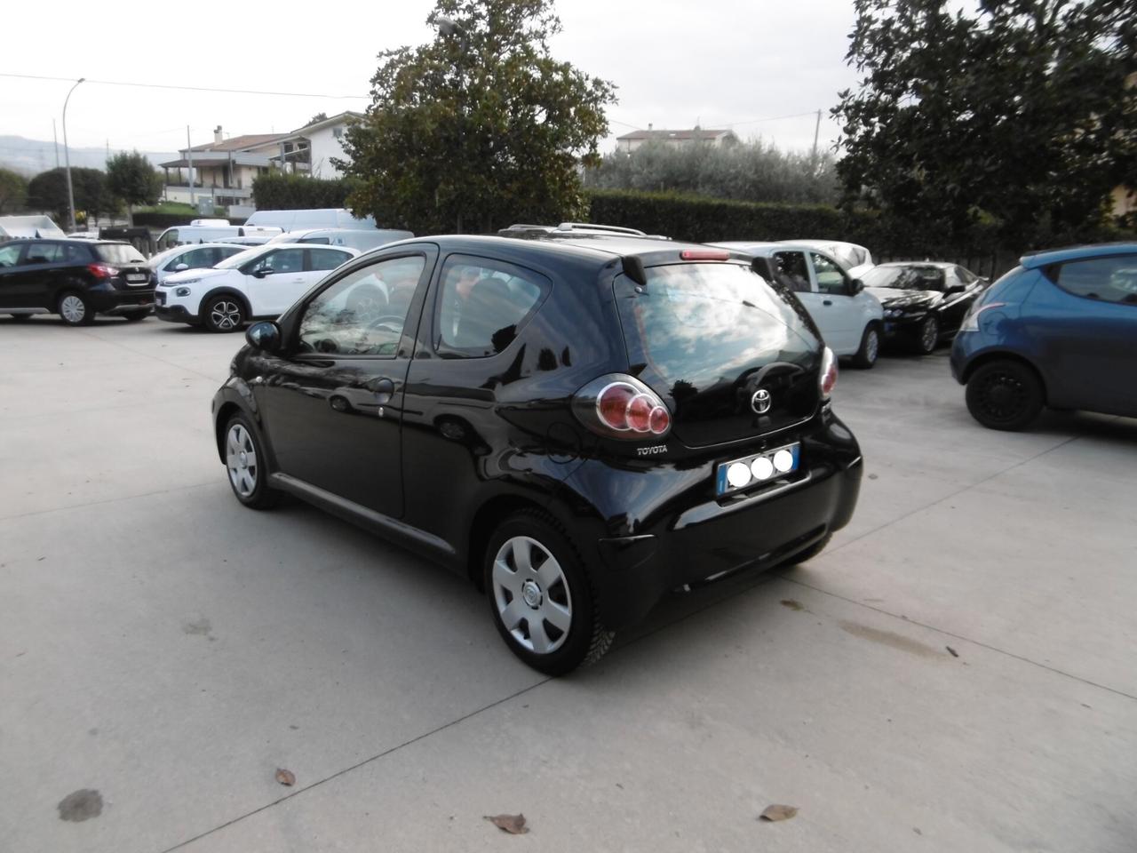 Toyota Aygo 1.0 12V VVT-i 3 porte Sol Connect