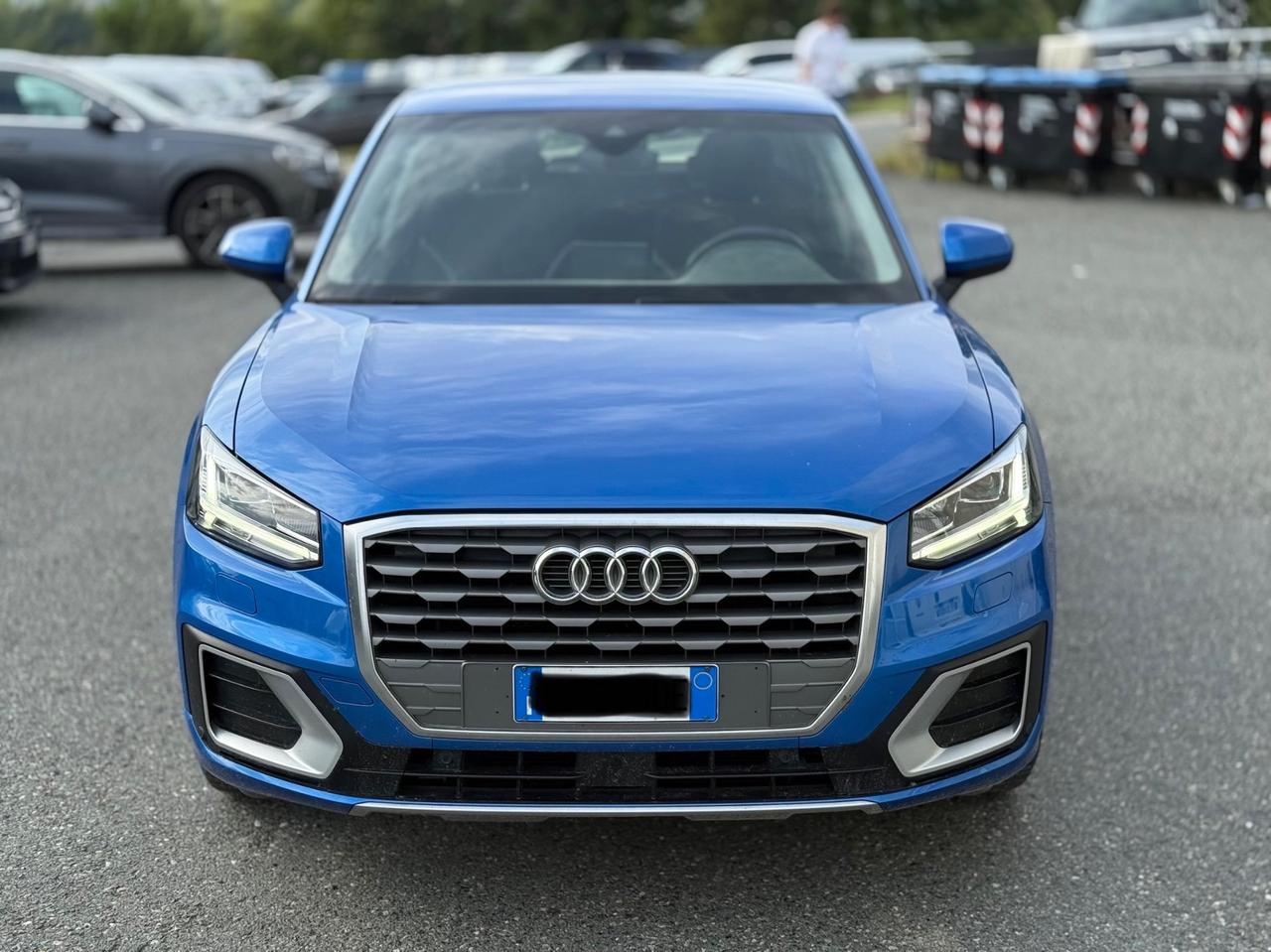 Audi Q2 30 TDI Business