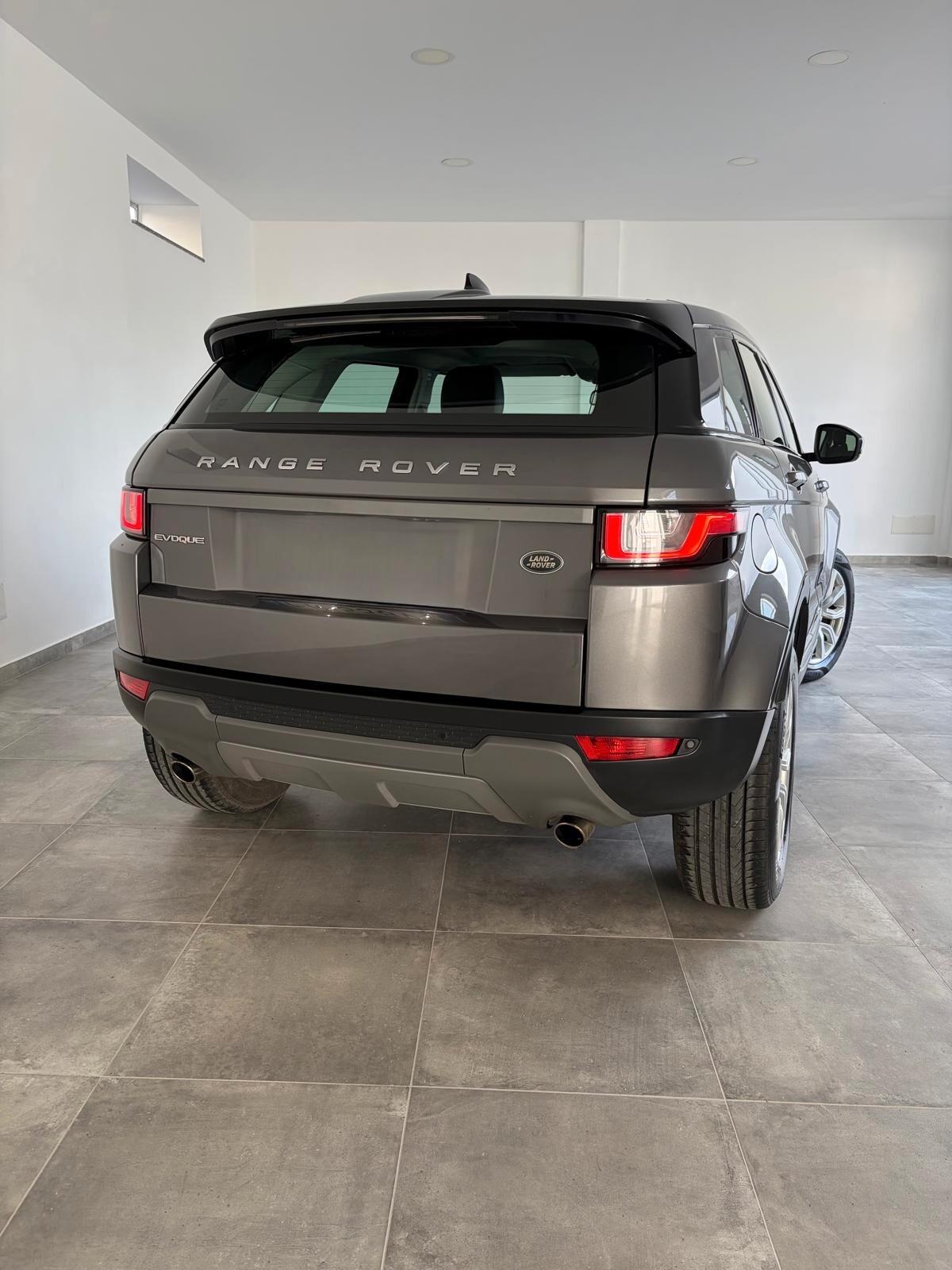 Range Rover Evoque 2.0 TD4 150 CV. SE Dynamic