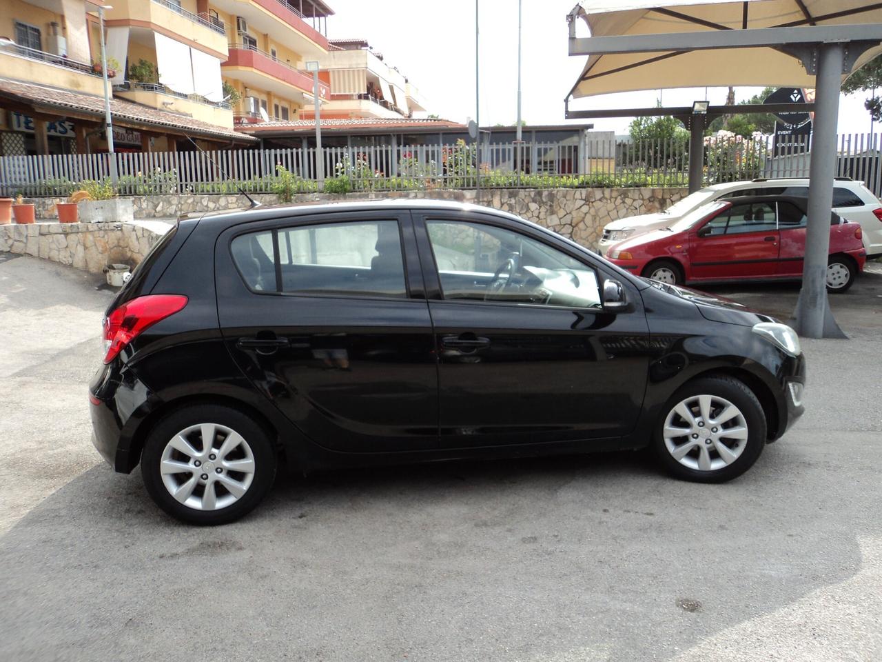Hyundai i20 1.2 5p. BlueDrive GPL Sound Edition