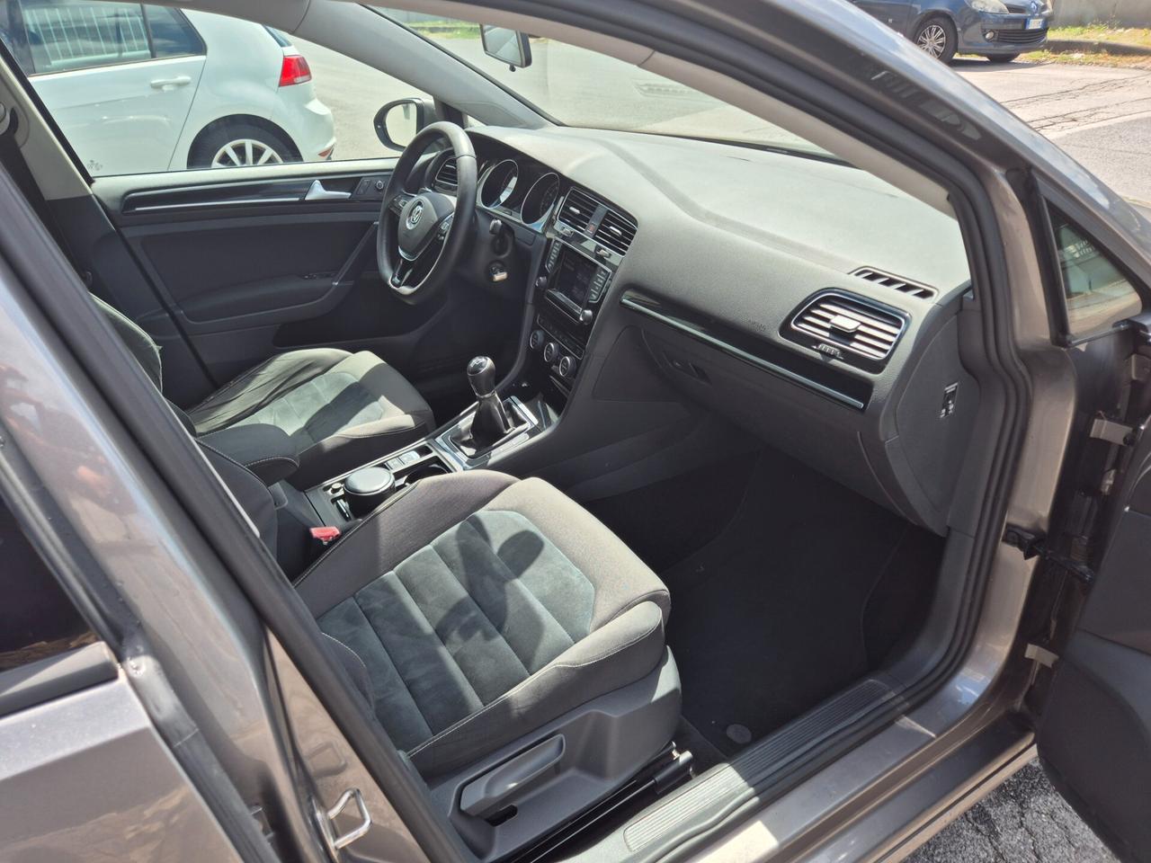 Volkswagen Golf 1.6 TDI 5p. Trendline BlueMotion UNICO PROPRIETARIO