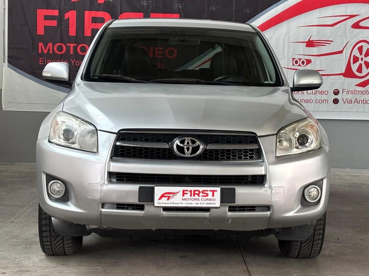 Toyota RAV 4 RAV4 Crossover 2.2 D-4D 150 CV DPF Luxury
