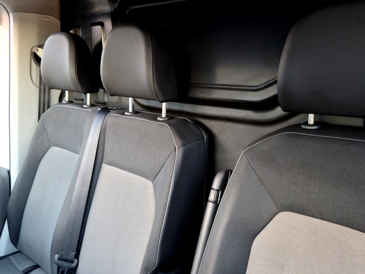 Volkswagen Crafter 2ª Serie – 30Q Logistic L3H3 TETTO ALTO