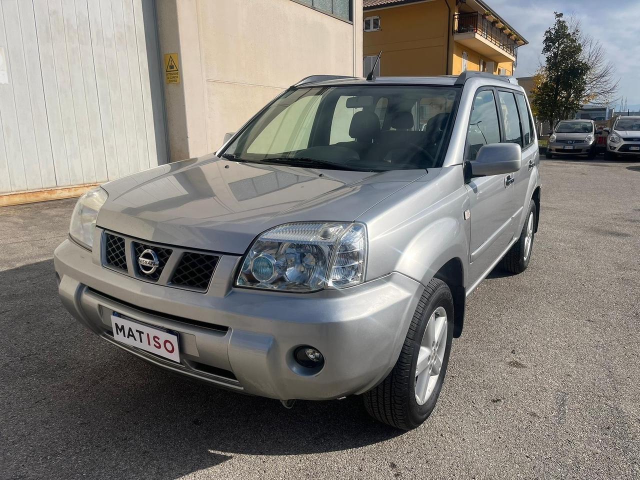 Nissan X-Trail 2.2 dCi Elegance