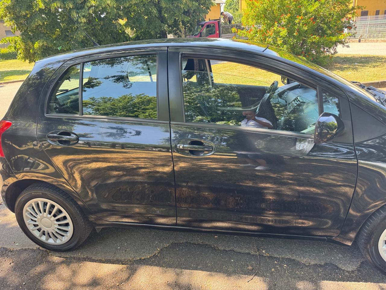 Toyota Yaris 1.3 5 porte Neopatentato