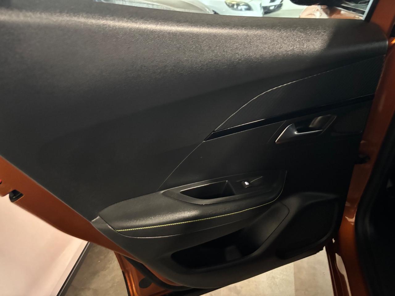 Peugeot 2008 1.2 BENZINA Allure |OK NEOPATENTATI |