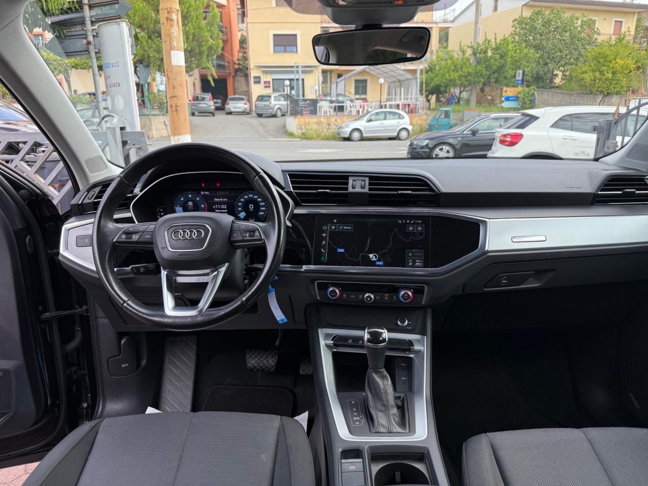 Audi Q3 35 TDI S tronic Business Advanced