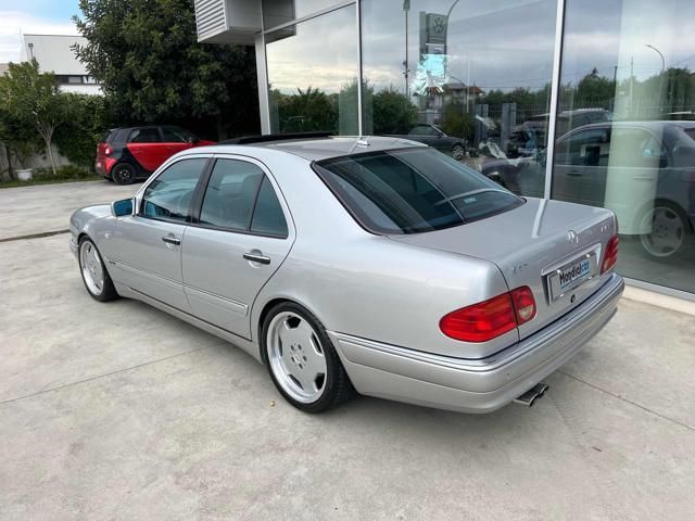 MERCEDES-BENZ E 55 E55 AMG 5.5 v8 Tetto navi Pdc iscritta asi