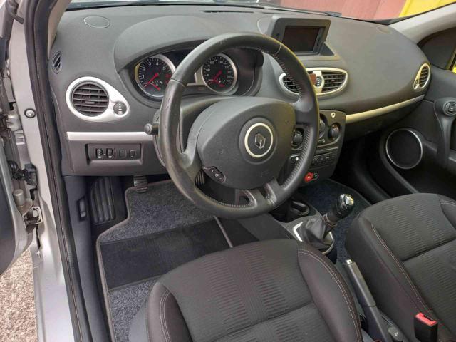 RENAULT Clio 1.2 16V 5 porte Luxe neopatentati