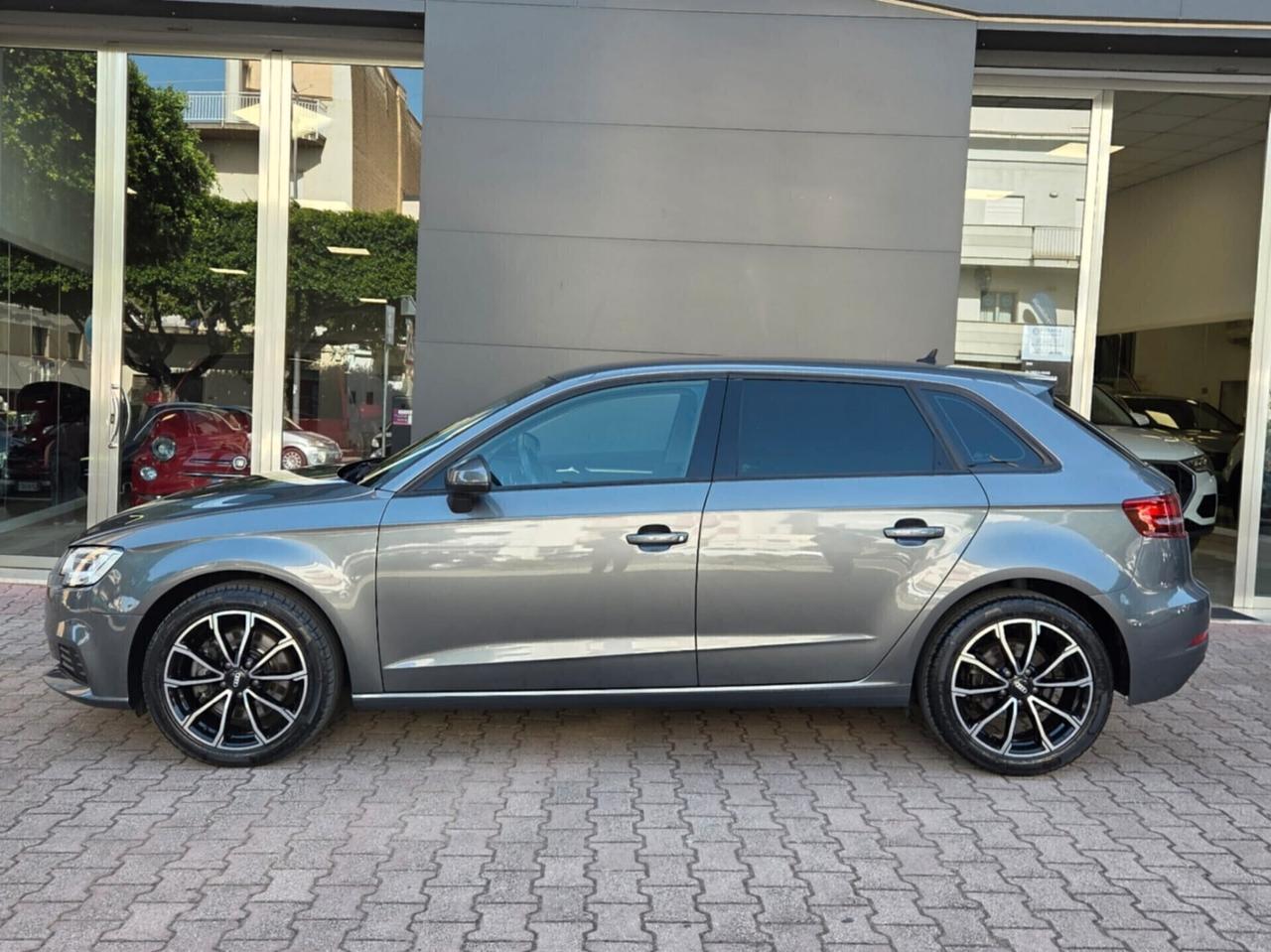 Audi A3 SPB 2.0 TDI 150 cv S tronic Business 35