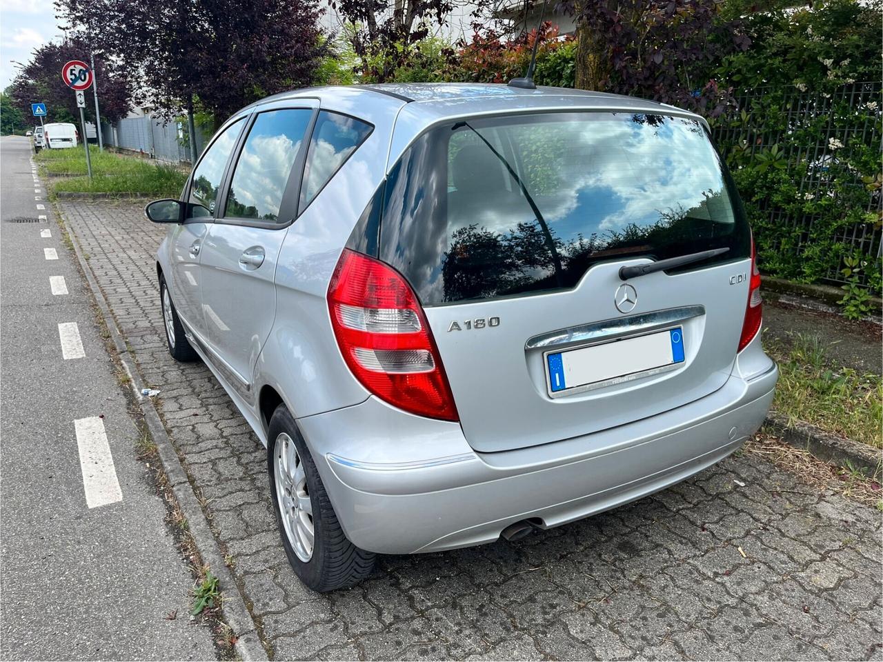 Mercedes A 180 *CAMBIO AUTOMATICO*