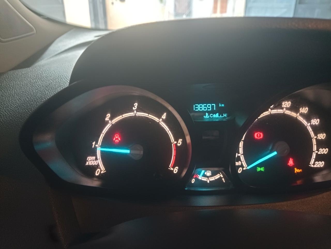 Ford Transit Courier 1.5 TDCi 75CV Van Entry