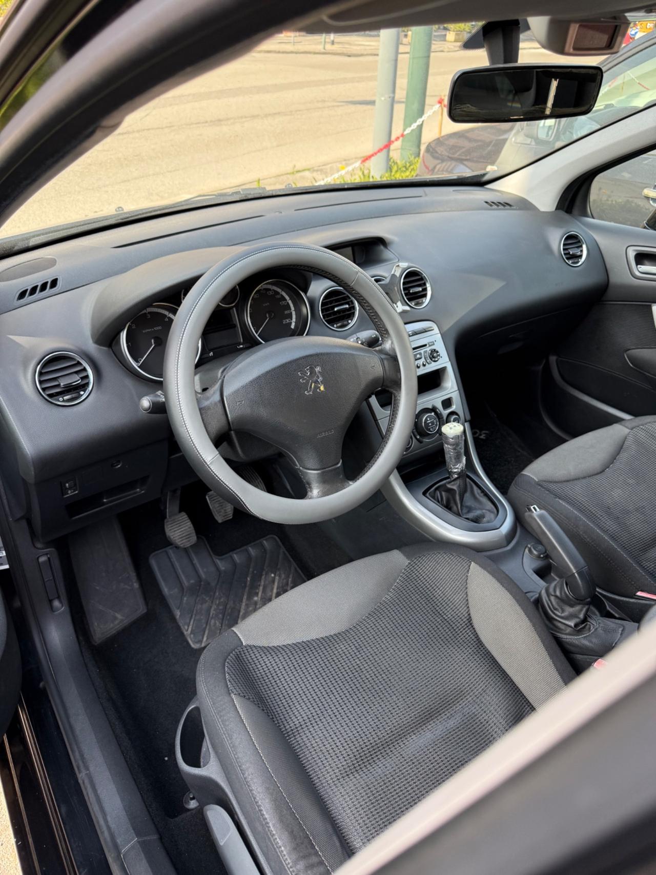 Peugeot 308 1.6 HDi 90CV SW Premium Mix