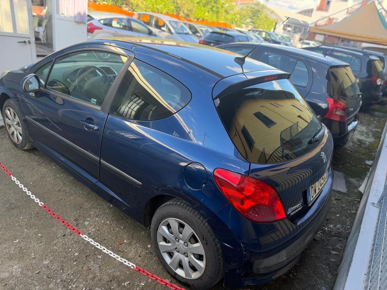 Peugeot 207 1.4 8V 75CV 3p. Energie Sport ECO GPL