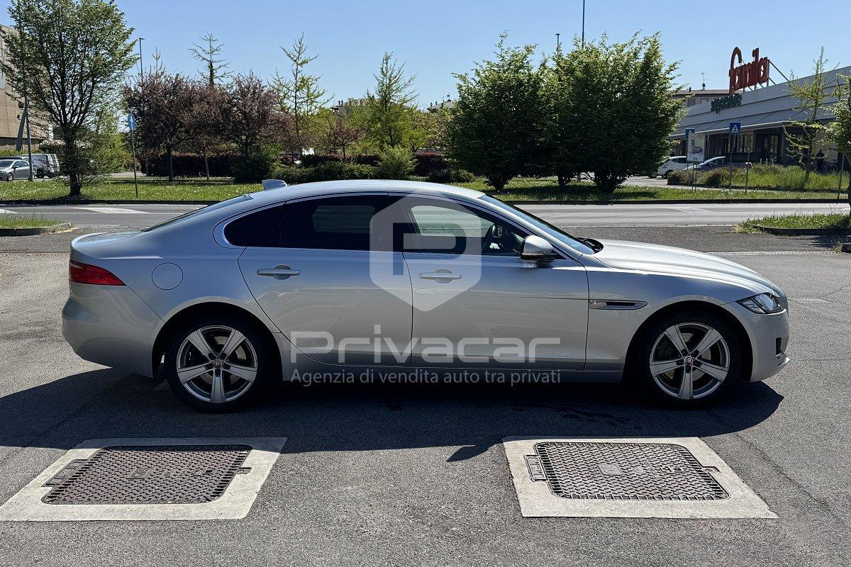 JAGUAR XF 2.0 D 180 CV aut. Prestige