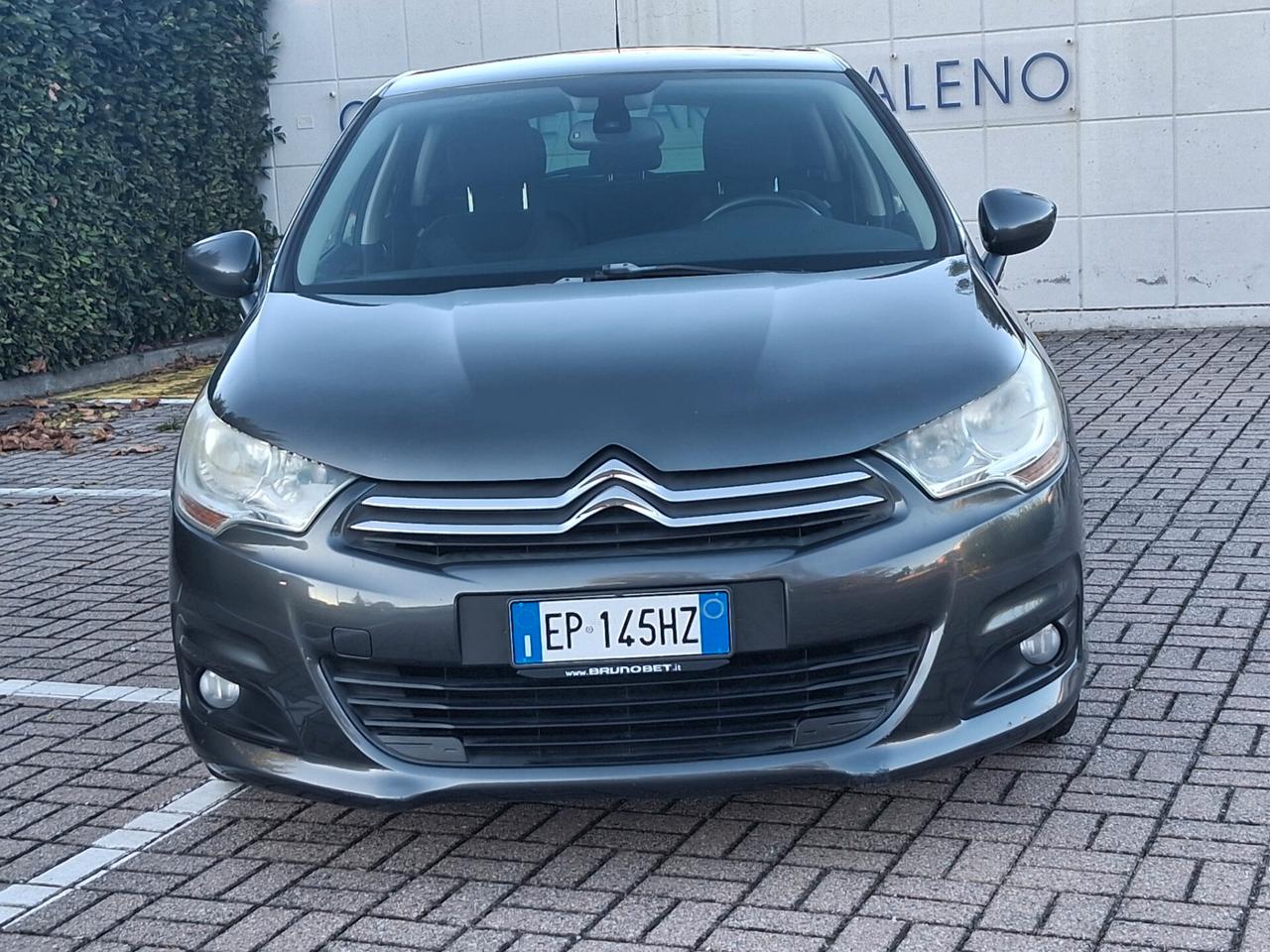 Citroen C4 1.4 VTi 95 Seduction..CELL 320 147 1147 WUATSAPP 3276540940