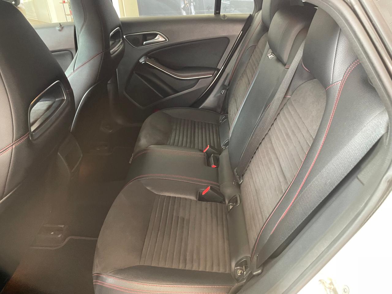 Mercedes-benz CLA 220 Shooting Brake. 4Matic Automatic PremiumAMG