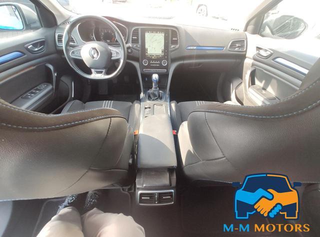 RENAULT Megane Mégane TCe 140 CV GT Line Intens!
