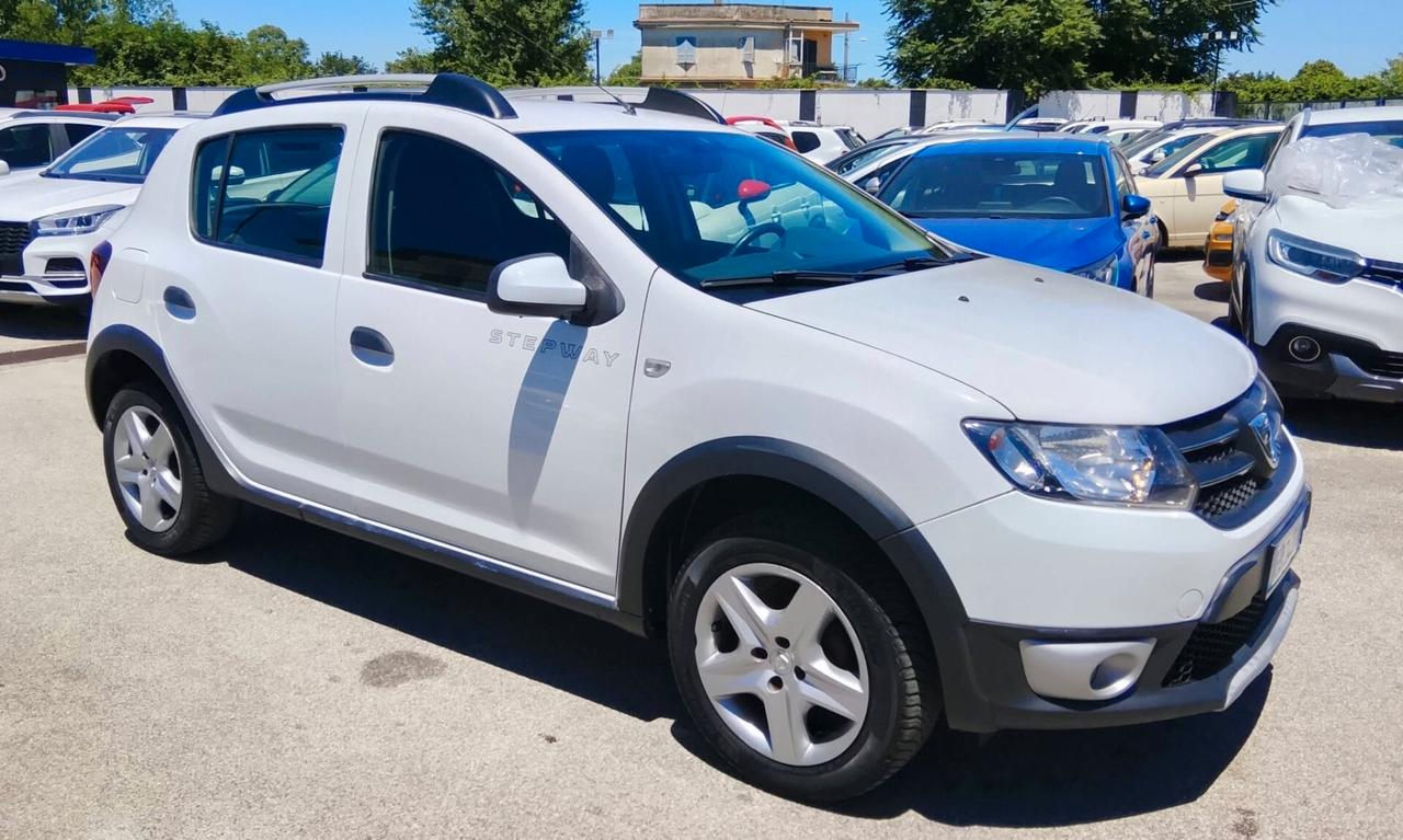 Dacia Sandero Stepway GPL 1 PROPRIETARIO