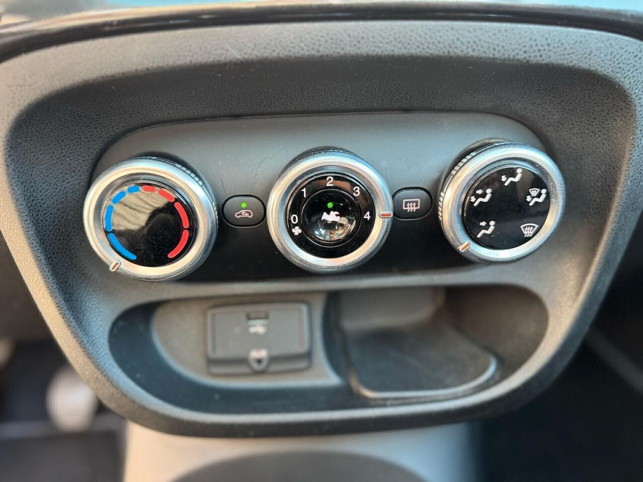 Fiat 500L 0.9 TwinAir Turbo Natural Power Lounge