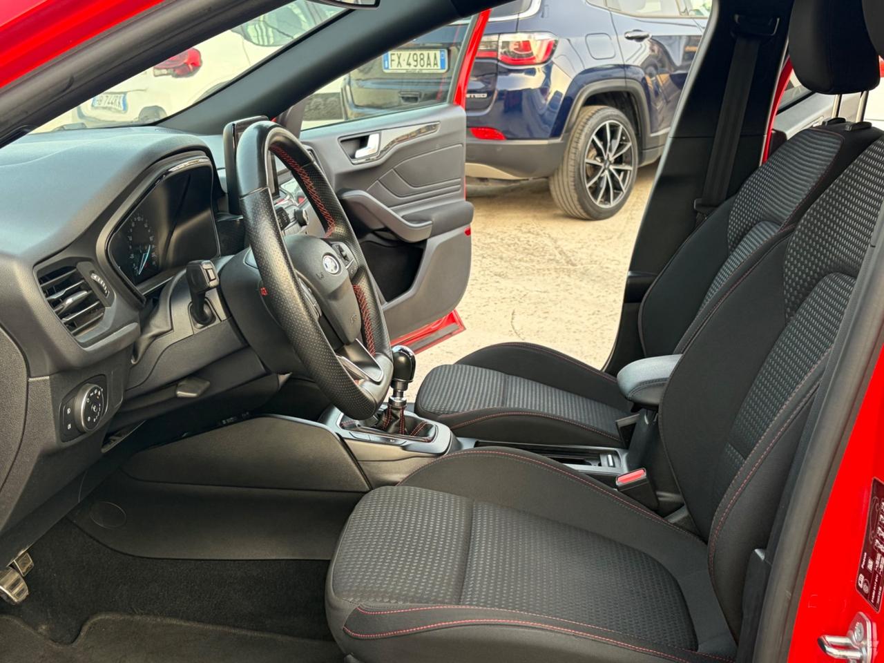 Ford Focus 1.0 EcoBoost Hybrid 125 CV 5p. ST-Line