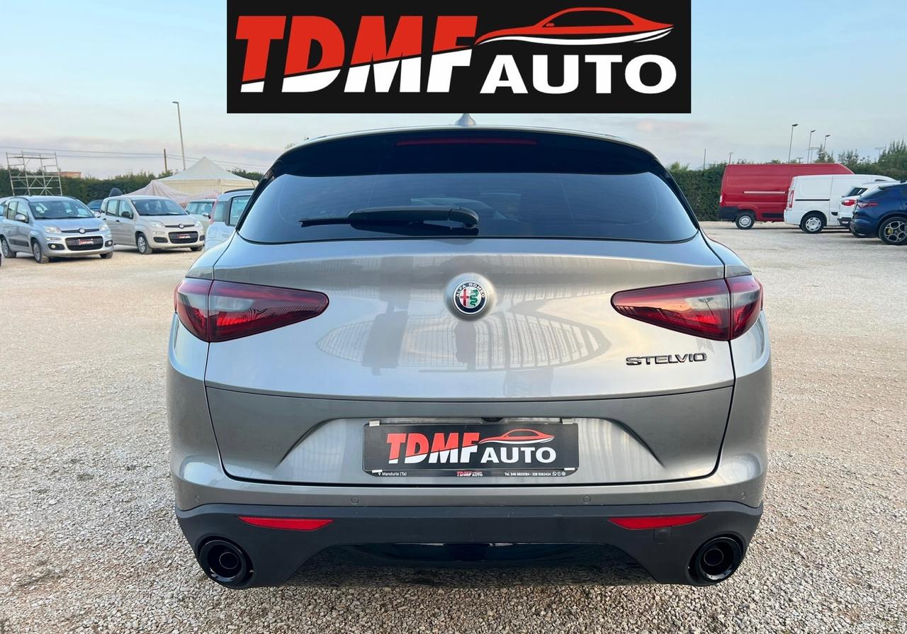 Alfa Stelvio 2.2 180 cv