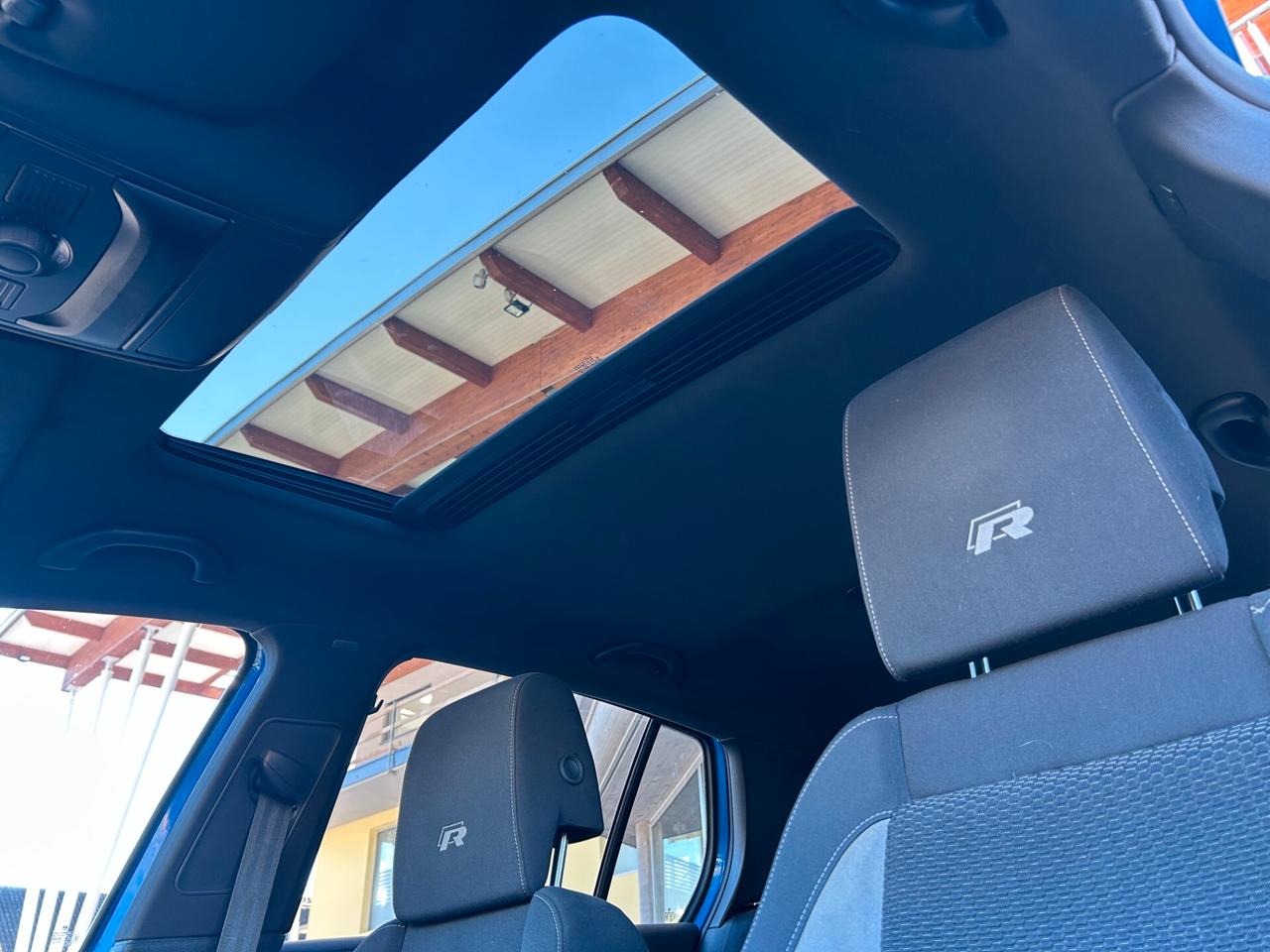 Volkswagen Golf R 2.0 TSI 4mot. DSG 5p. 270cv