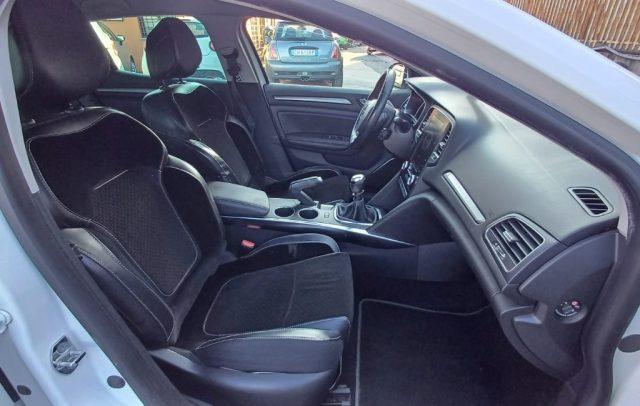 RENAULT Megane Mégane dCi 8V 110 CV EDC Energy Bose