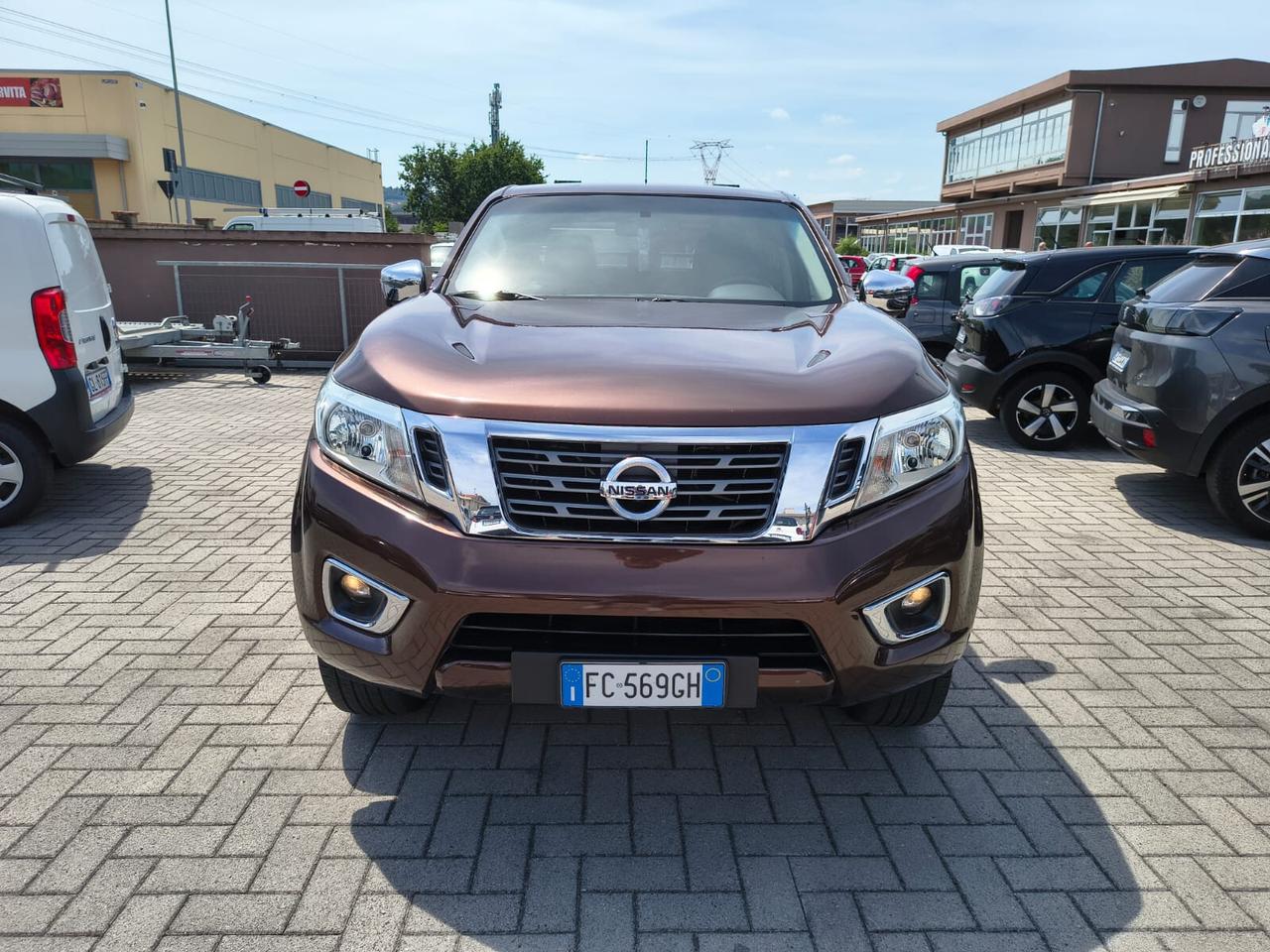 Nissan Navara 2.3 dCi 4WD Double Cab 190CV *5 POSTI*