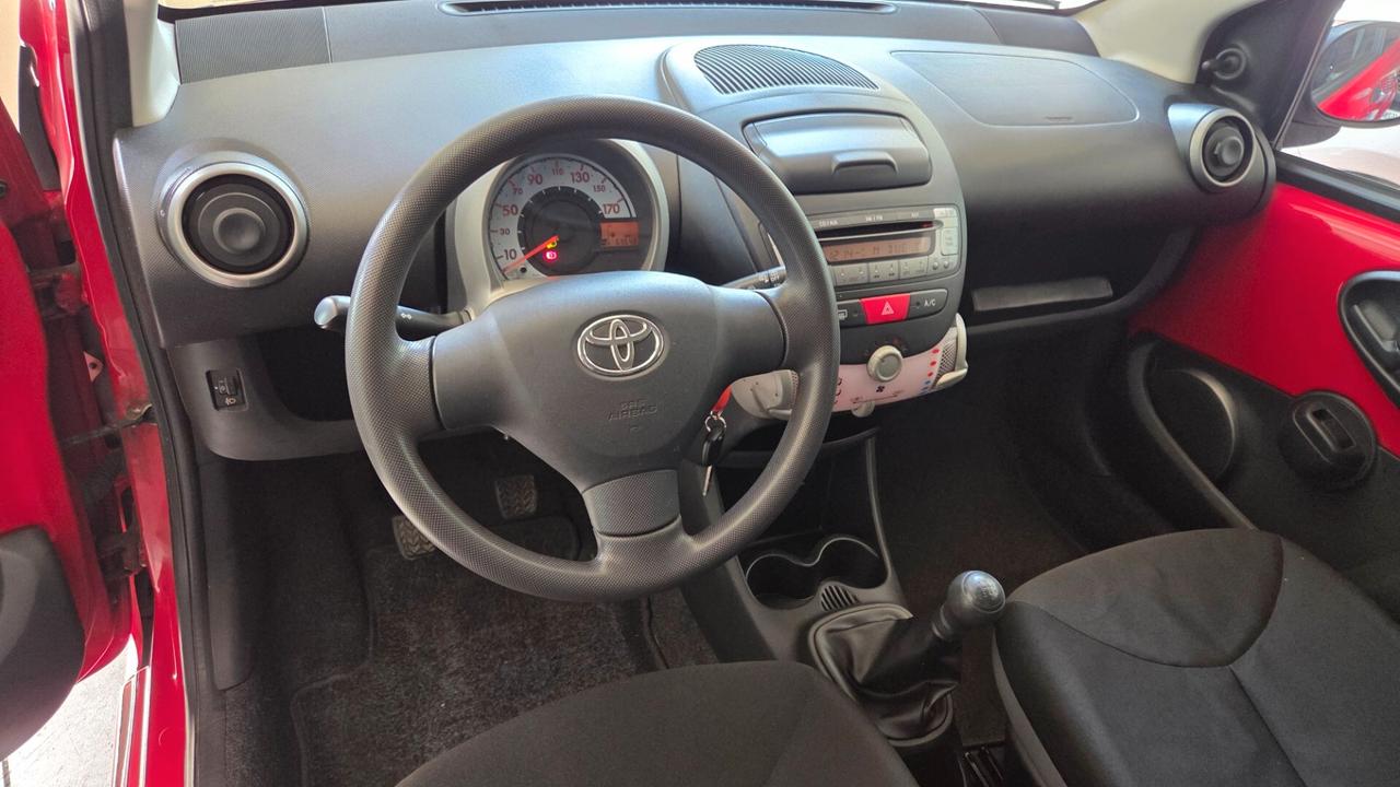 Toyota Yaris 1.0 5 porte UNICO PROPRIETARIO KM 69.000