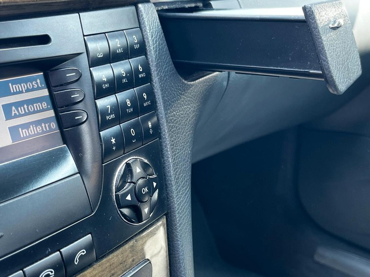 Mercedes-benz E 240 cat Avantgarde benz/GPL - 2002