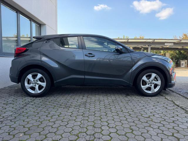 TOYOTA C-HR 1.8 FULL HYBRID BUSINESS UNICO PROPRIETARIO