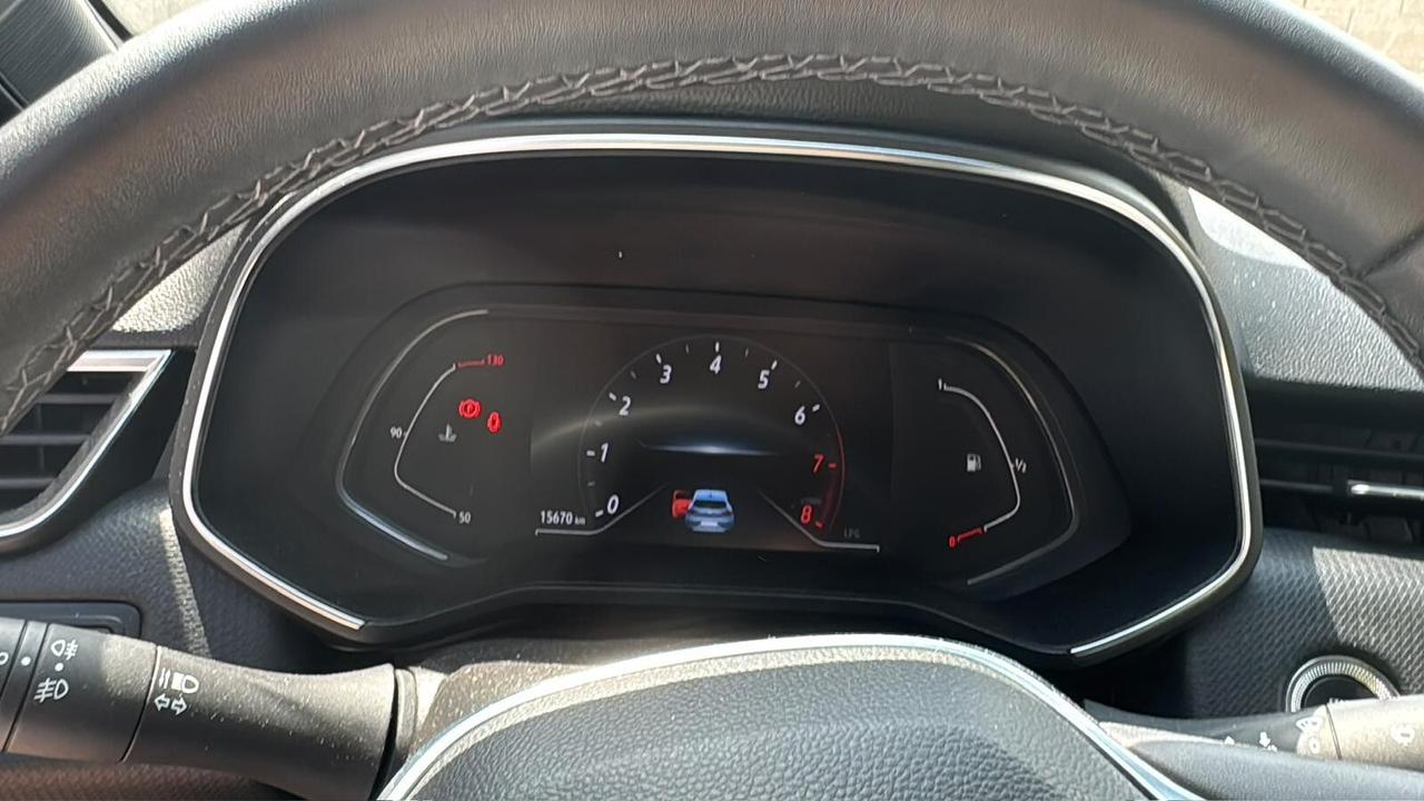 Renault Clio TCe 100 CV 5 porte Zen Benzina + GPL di Serie Anno 2021 solo 16.500km