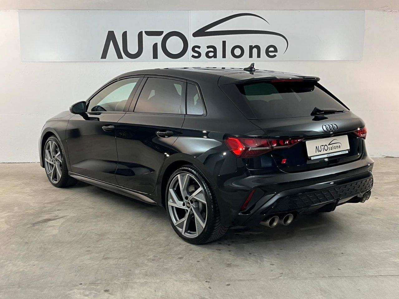 Audi S3 Sportback 2.0 tfsi quattro s-tronic AKRAPOVIC
