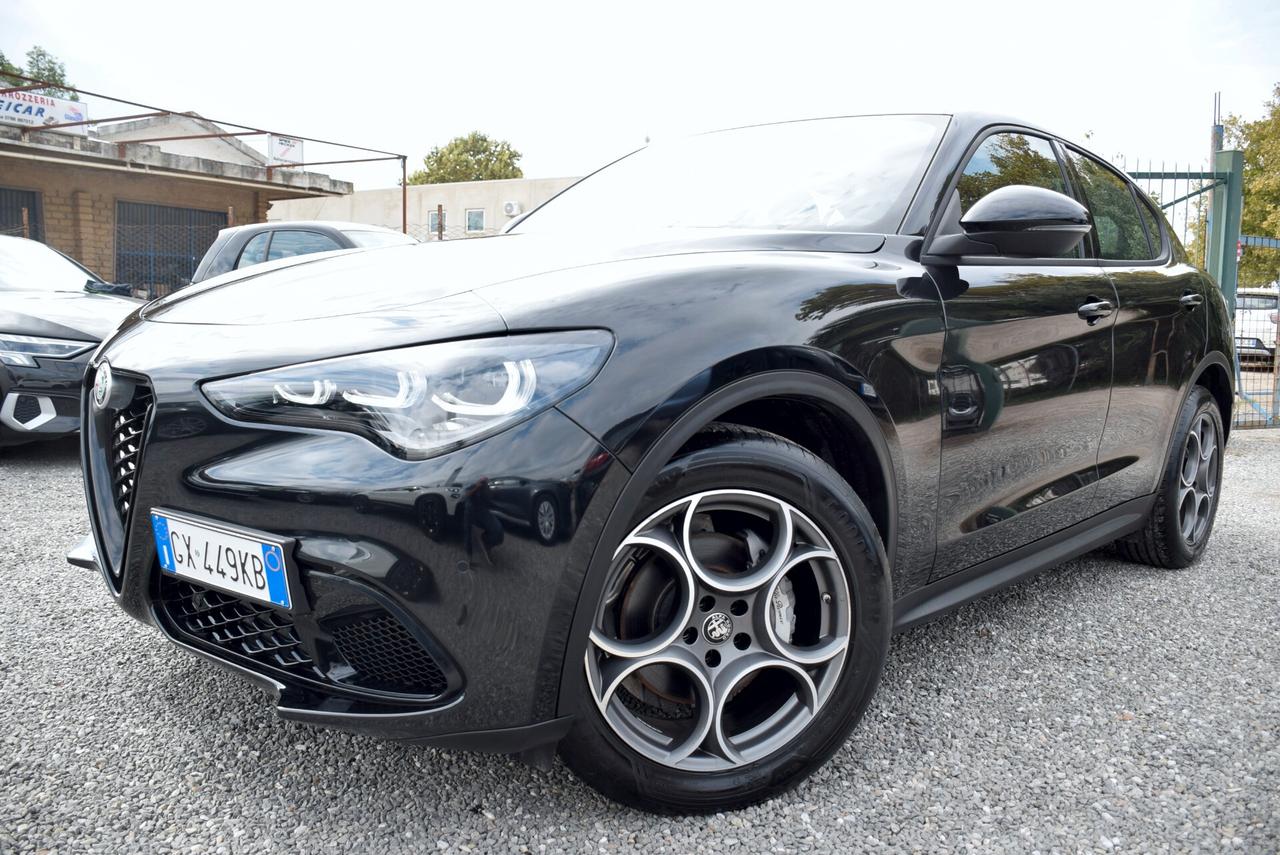 Alfa Romeo Stelvio 4700KM - 2.2 Turbodiesel 160CV AT8 RWD Sprint FULL IVA DETR.