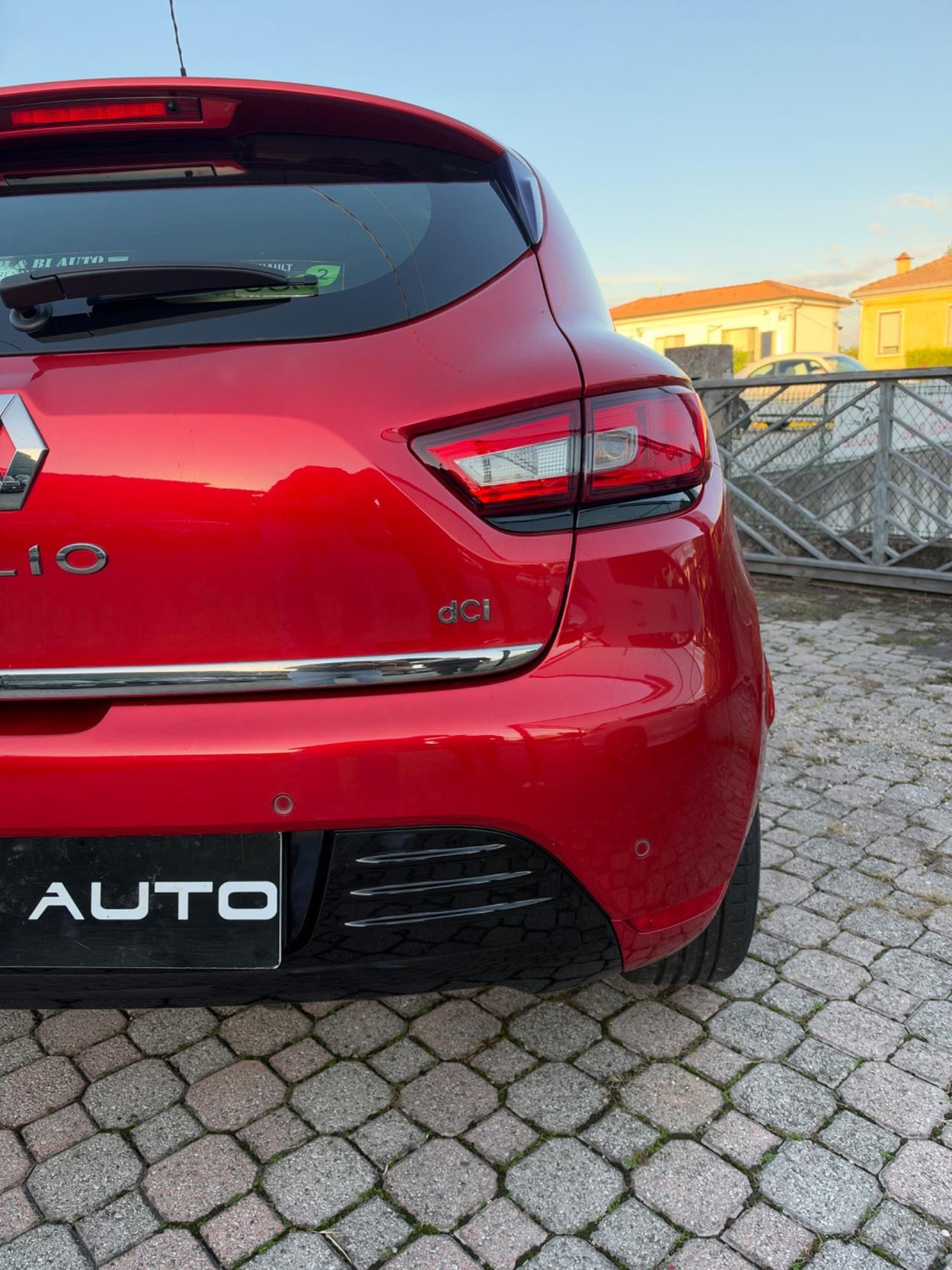 Renault Clio dCi 8V 75 CV Start&Stop 5 porte Energy Intens