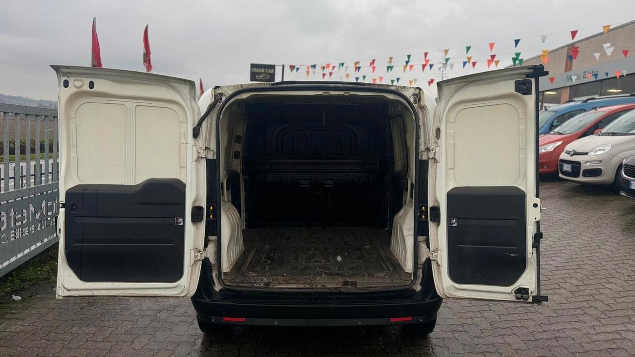 Fiat Doblo 1.6 MJT 2016 3 POSTI