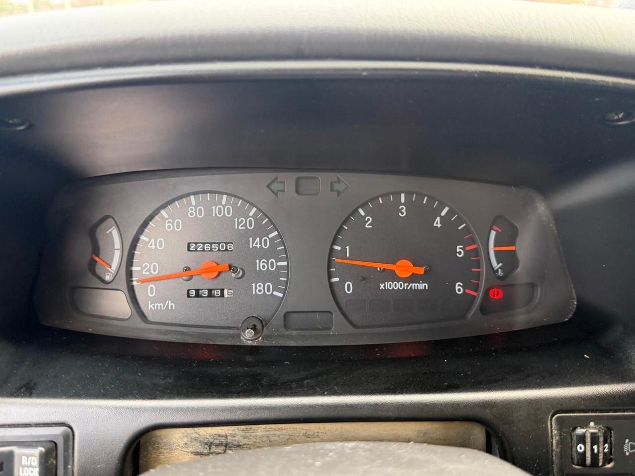 Mitsubishi L200 2.5 TDI 4WD Club Cab Pup. GLS Targ.