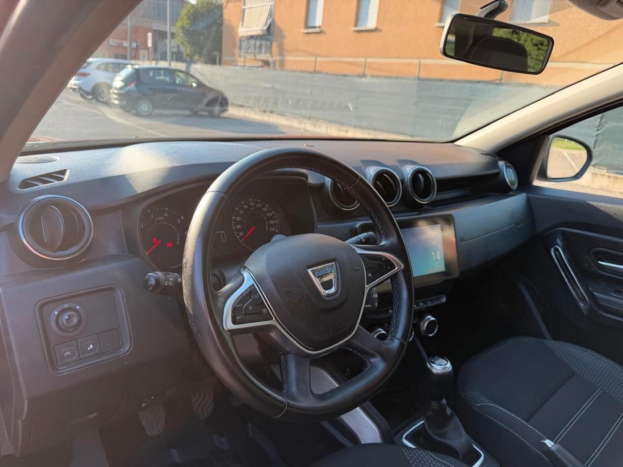 Dacia Duster 1.0 tce Gpl - NAV. - NEOP. - 12 MESI DI GARANZIA -