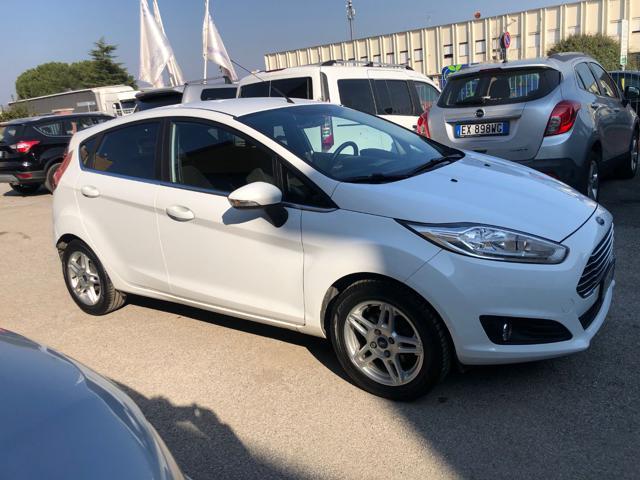 FORD Fiesta 1.5 TDCi 75CV 5 porte Titanium