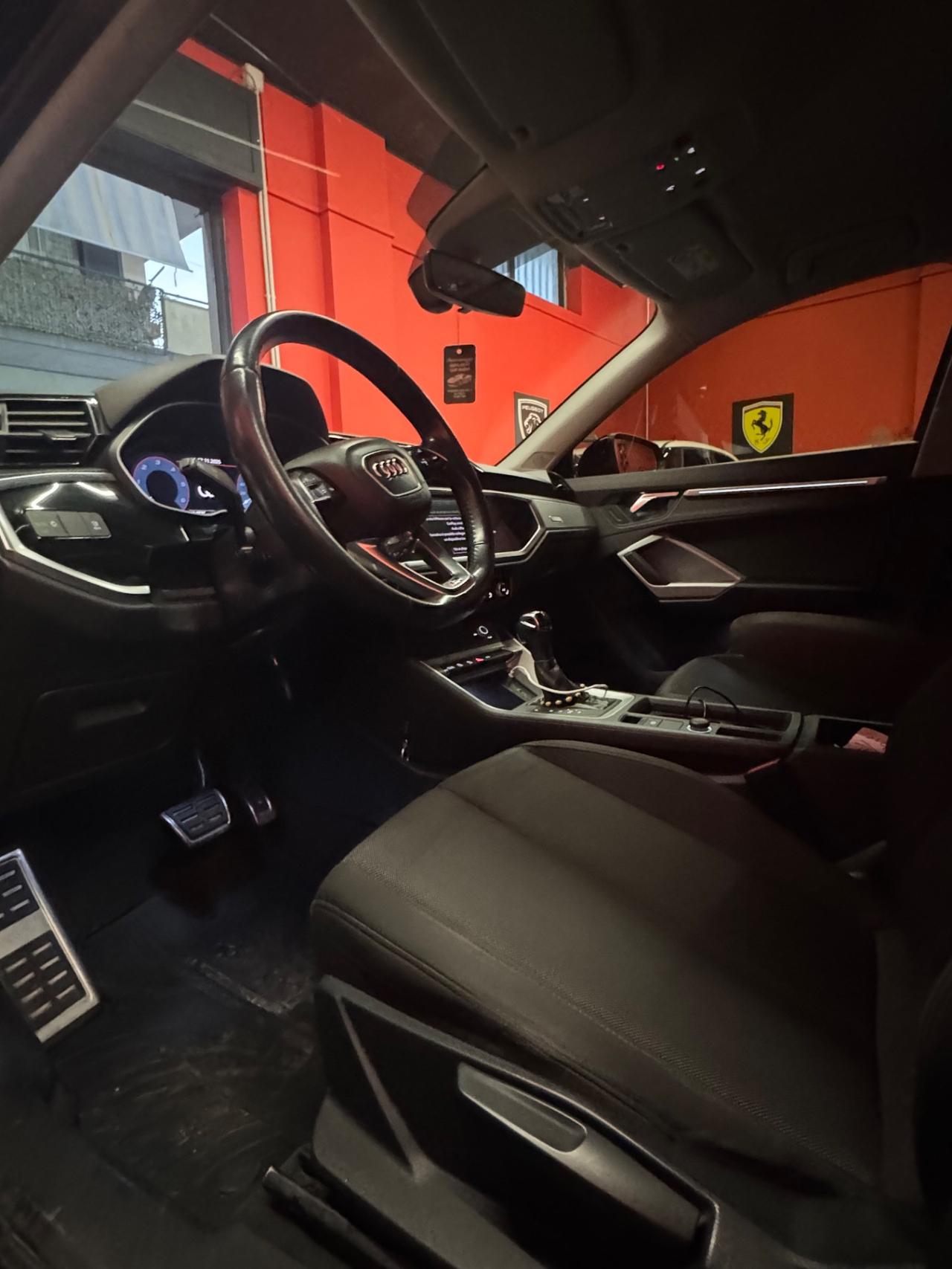 Audi Q3 35 TDI quattro S line edition