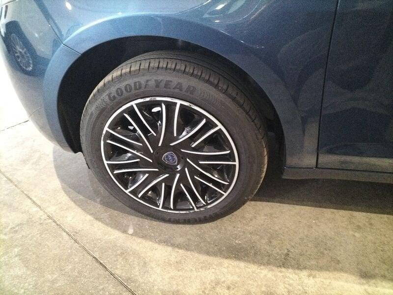 Lancia Ypsilon 3ª serie 1.0 FireFly 5 porte S&S Hybrid Oro