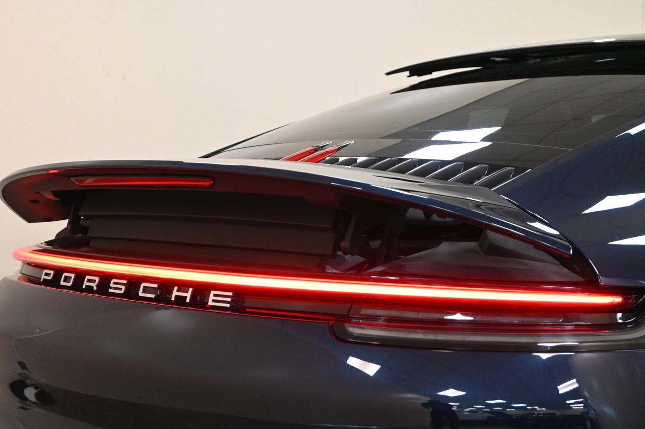 PORSCHE 911 (992) 911 Carrera