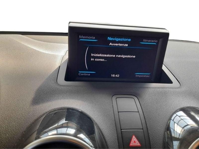 Audi A1 Sportback 1.6 tdi Admired s-tronic Sline esterno